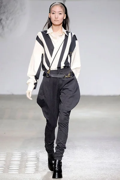 Look 7
